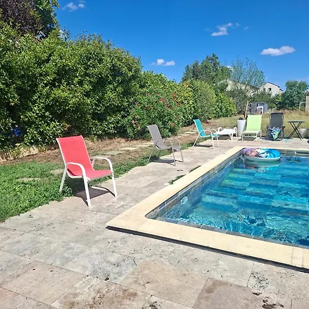 Bella Avec Piscine Et Jacuzzi *